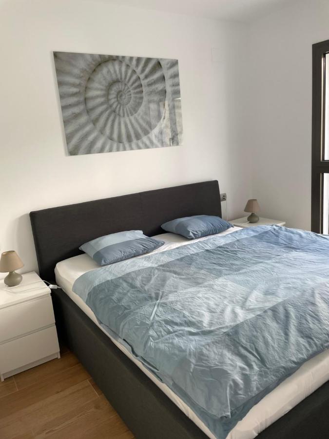 Modern 2 Beds Apartment In 阿尔加德萨 外观 照片